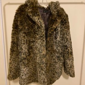 99% NEW TOPSHOP FUR LEOPARD COAT